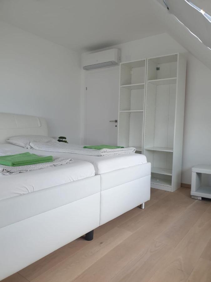 Apartamento Betariel'Com Hauptbahnhof Viena Exterior foto