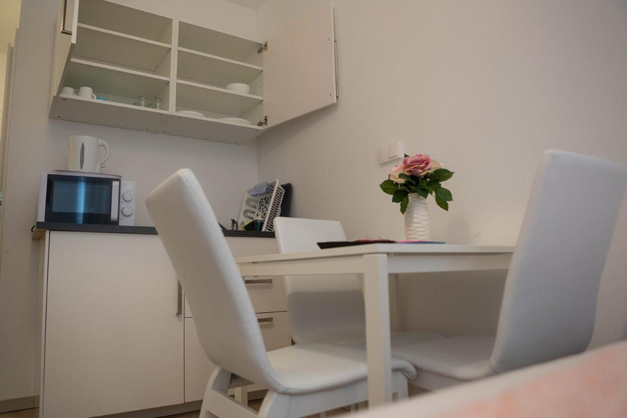 Apartamento Betariel'Com Hauptbahnhof Viena Exterior foto