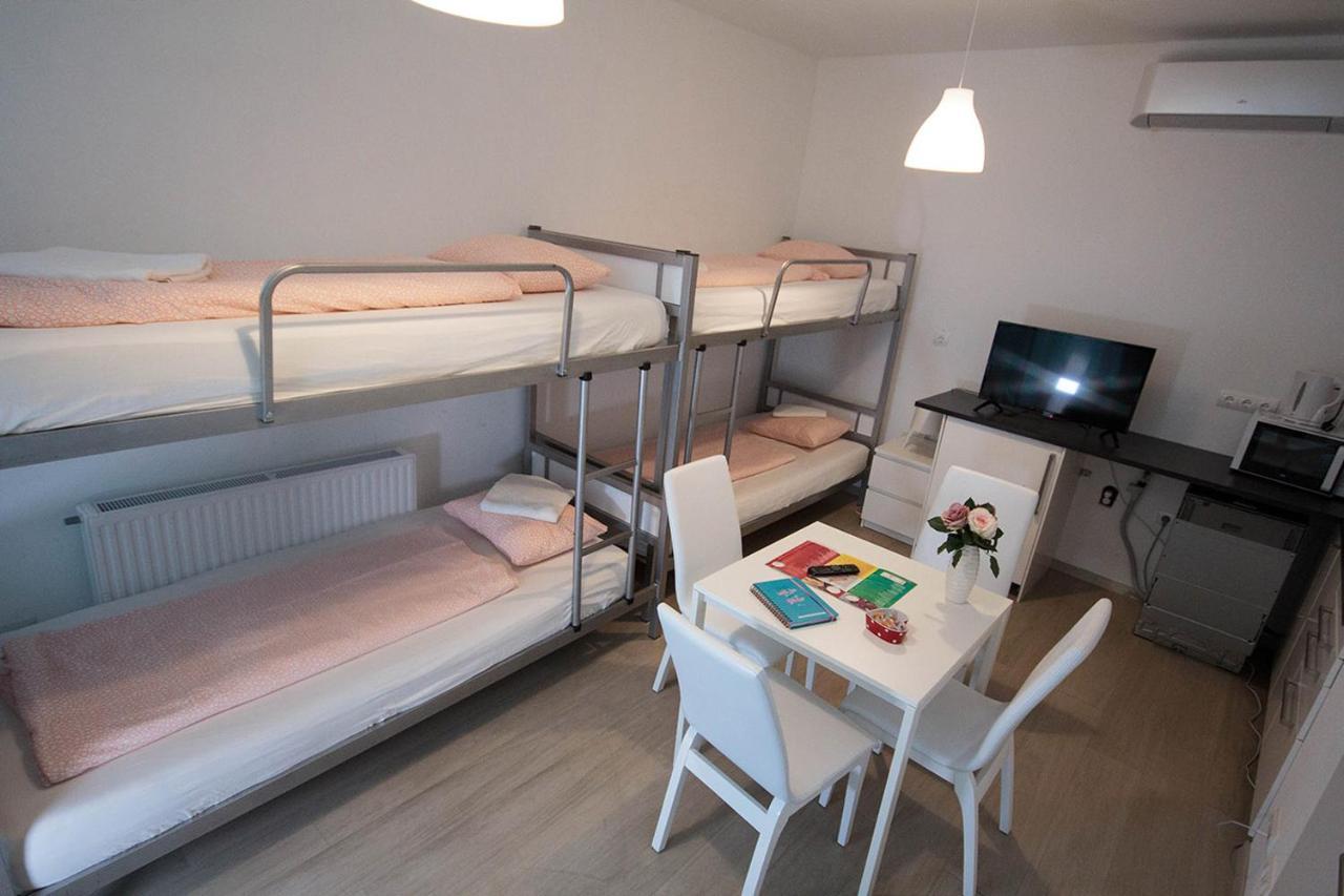 Apartamento Betariel'Com Hauptbahnhof Viena Exterior foto
